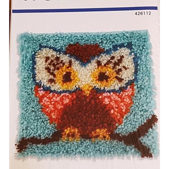 Wonderart Hoot Hoot Latch Hook Kit 12 X 12 Item # 426112. New, sealed. - Picture 1 of 9